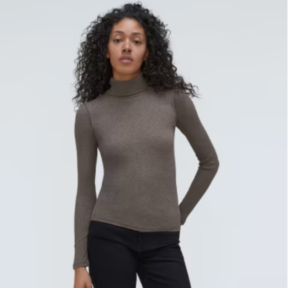 Everlane The Luxe Rib Turtleneck in Washed Heathered Fatigue - S